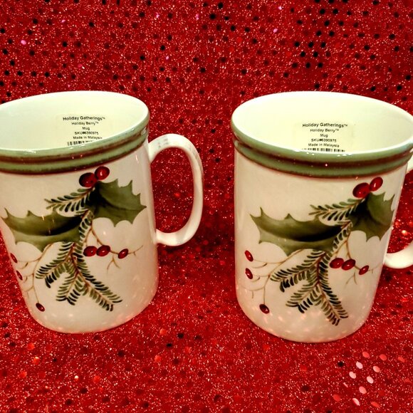 LENOX Holiday Gatherings Holiday Berry Christmas Red Berries Ivy Mugs - SET of 2 - Picture 1 of 4